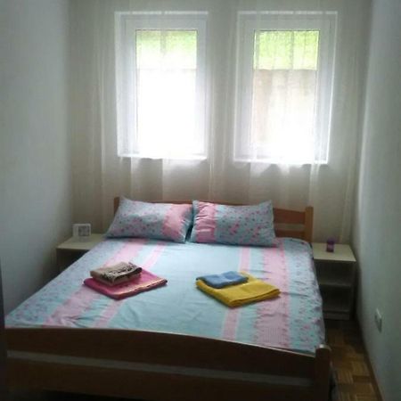 Apartman Jevtic 1 Gornja Toplica Exterior foto
